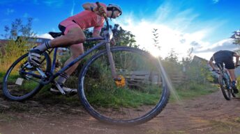 Rennen im Garten mit dem Gravel Bike | Garten Cross Volume 3