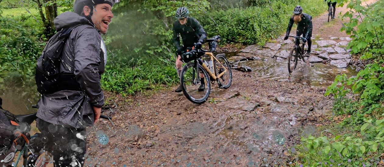 Dem Regen getrotzt: Episches Bikepacking in der Eifel